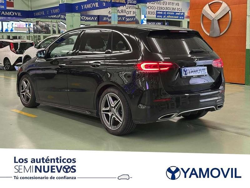 Usado Mercedes B180 136 CV (100 kW) 2022 Negro Monovolumen