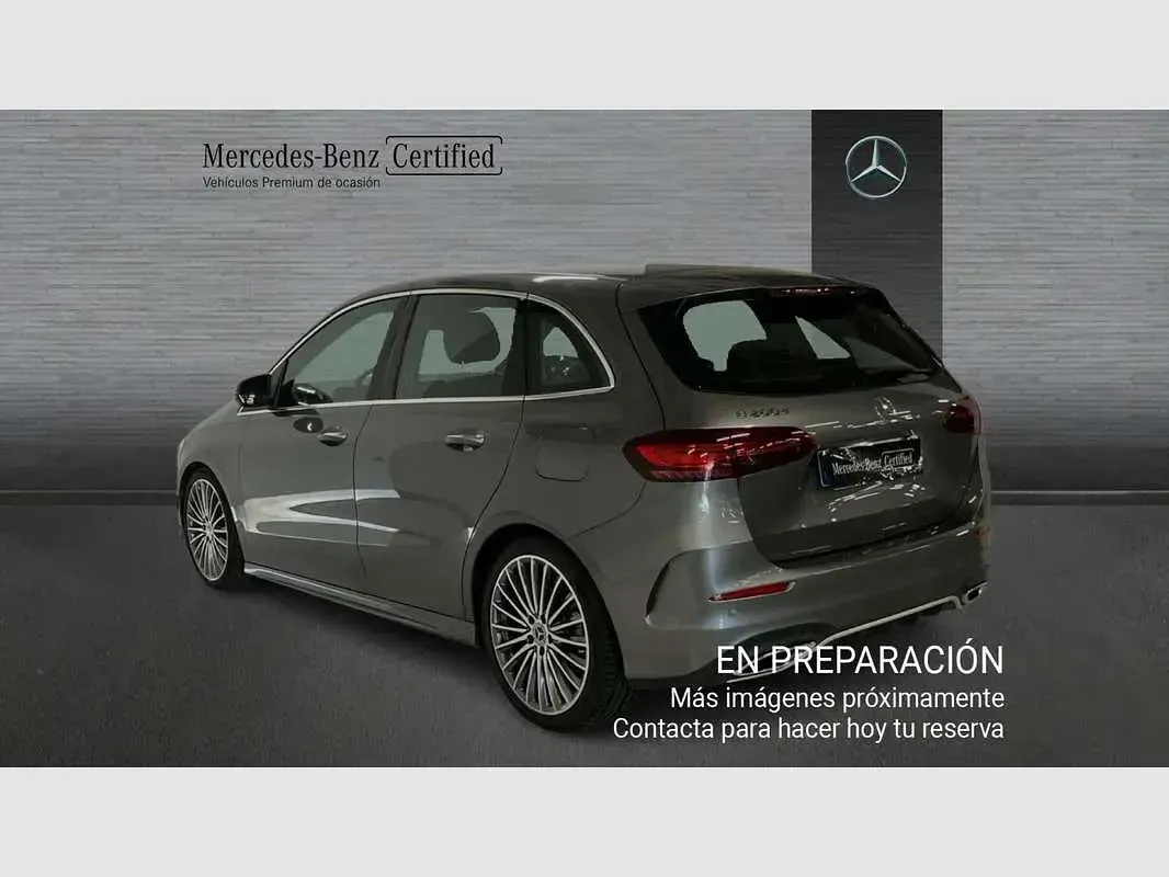 Usado Mercedes B200 150 CV (110 kW) 2025 Gris Utilitario