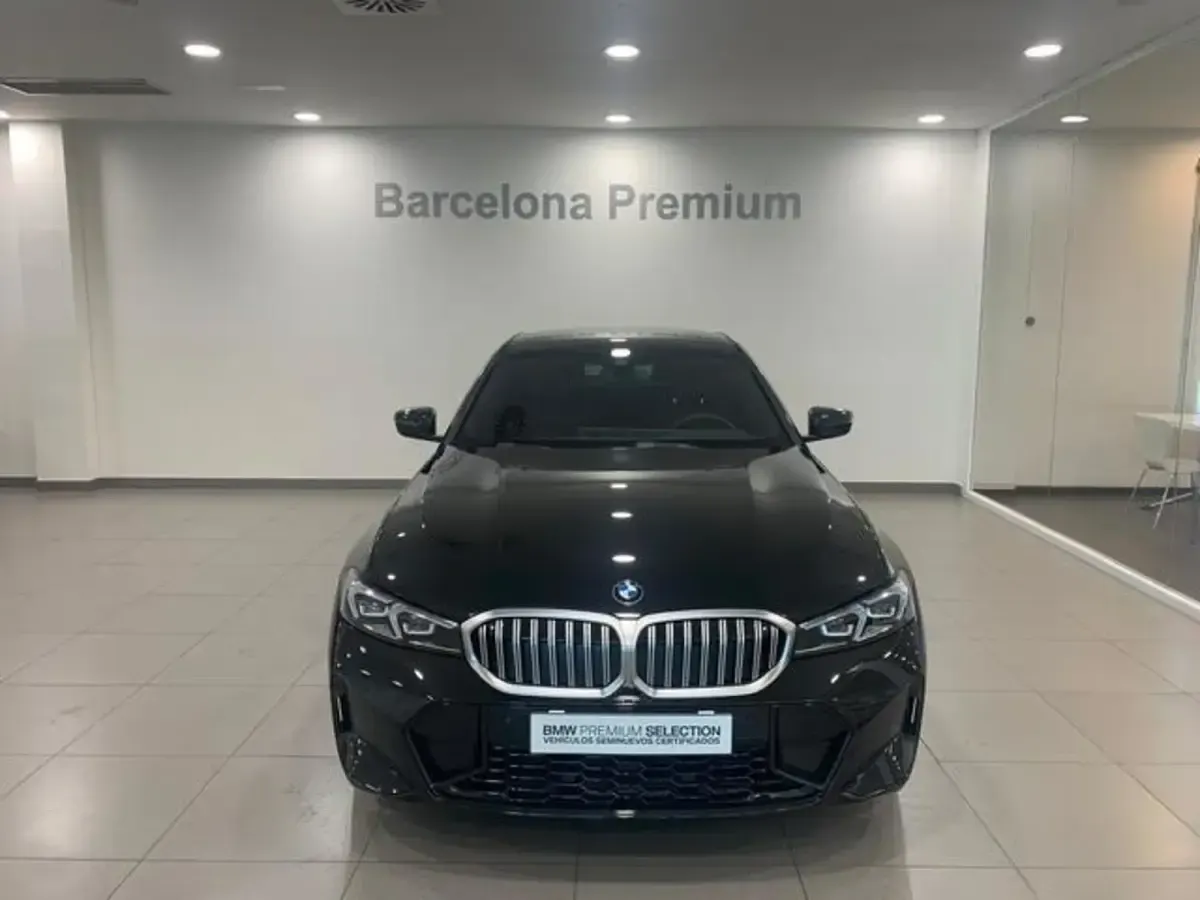 Usado BMW 320 Comfort Edition 190 CV (139 kW) 2026 Negro Berlina