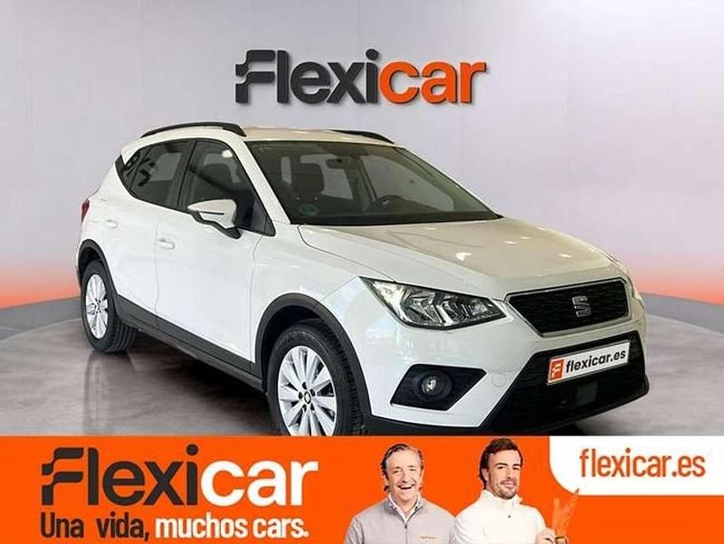Usado Seat Arona Style 95 CV (69 kW) 2019 Blanco SUV