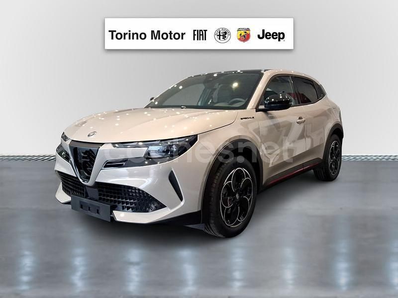 Beige Nuevo 2025 Alfa Romeo Junior SUV | 28.800 € (Buen precio) - Imagen 1/4