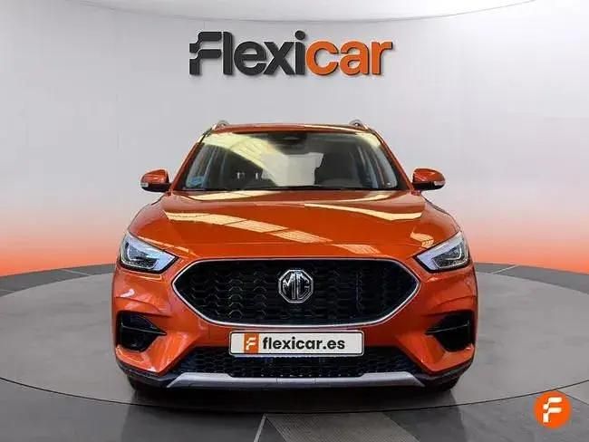 Usado MG ZS Luxury 106 HP (77 kW) 2025 Laranja SUV