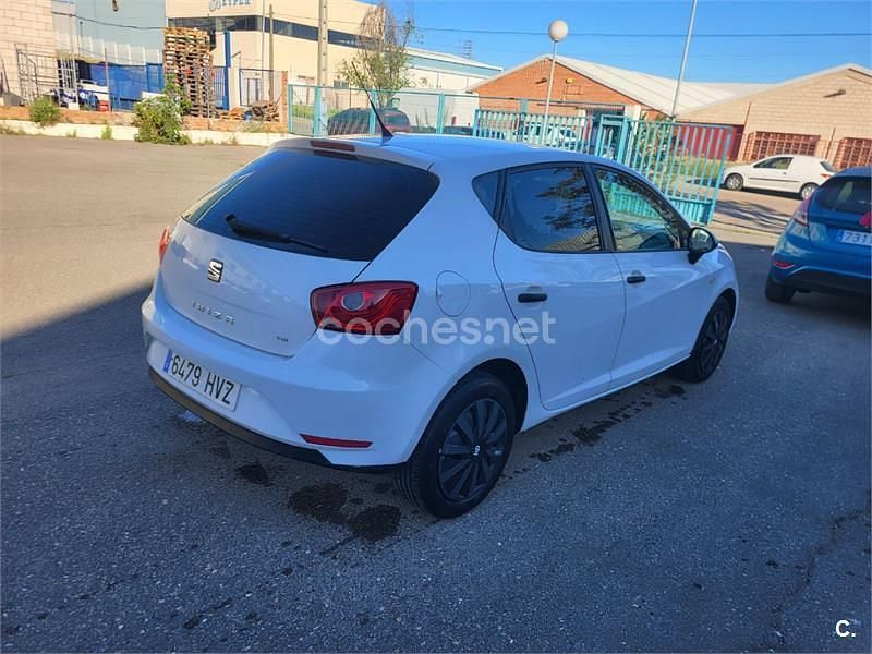 Usado Seat Ibiza I-Tech 75 HP (55 kW) 2014 Branco Sedan