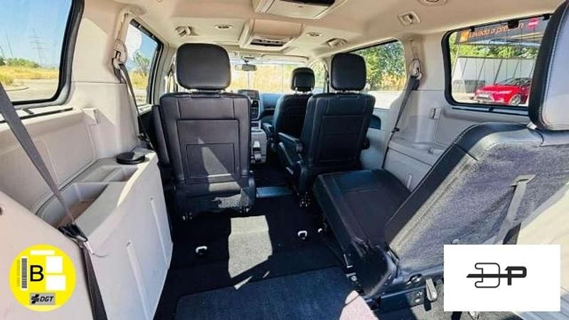 Usado Lancia Voyager Gold 163 CV (119 kW) 2012 Blanco Monovolumen