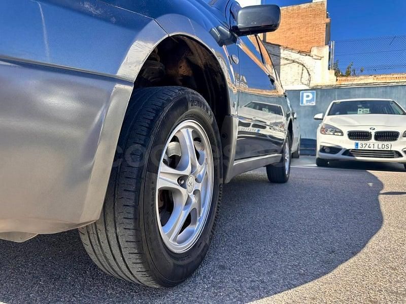 Usado Mitsubishi Outlander 136 CV (100 kW) 2004 Gris / plata SUV