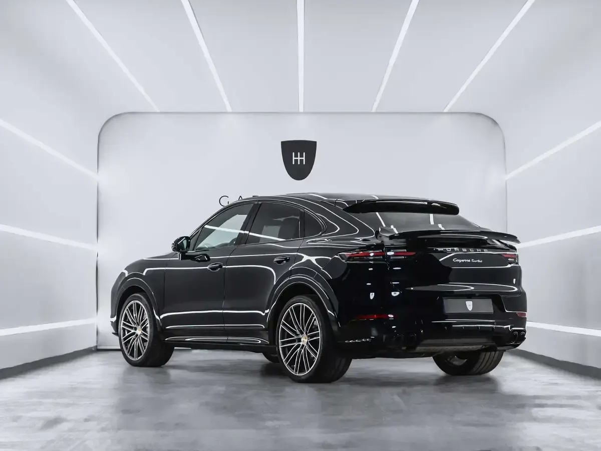 Usado Porsche Cayenne Turbo Coupe 549 CV (403 kW) 2021 Negro SUV