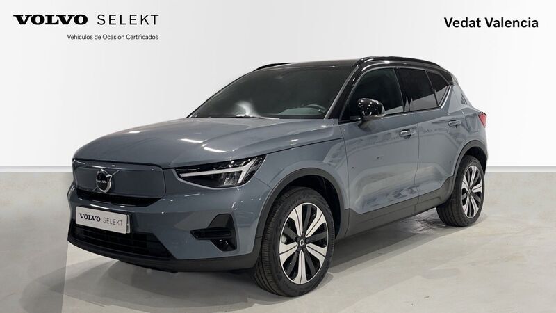 Gris Usado 2022 Volvo XC40 Core SUV | 39.900 € - Imagen 1/4