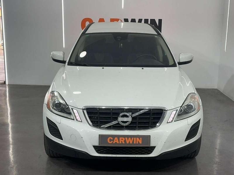 Usado Volvo XC60 Momentum 163 CV (119 kW) 2012 Blanco SUV