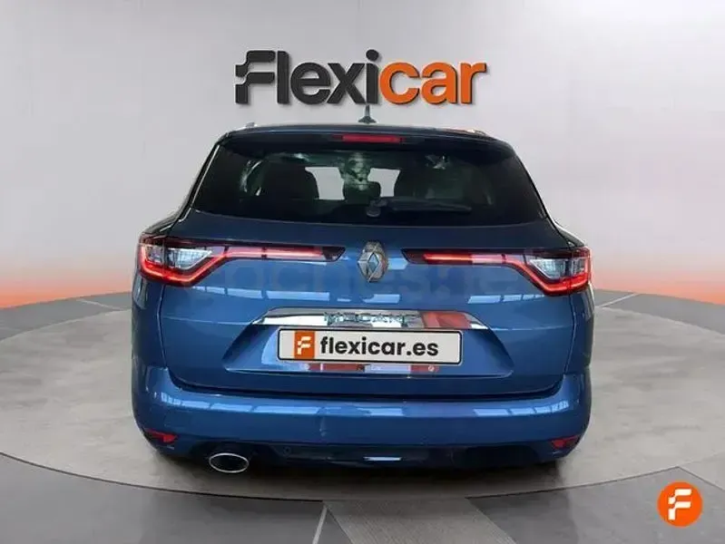 Usado Renault Mégane GrandTour Business 140 CV (102 kW) 2019 Azul Familiar