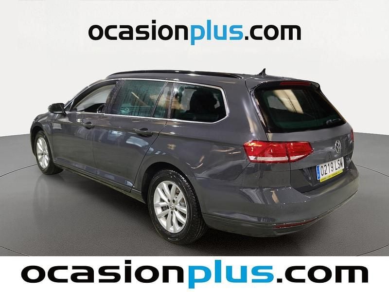 Usado VW Passat Advance 150 CV (110 kW) 2018 Gris Familiar