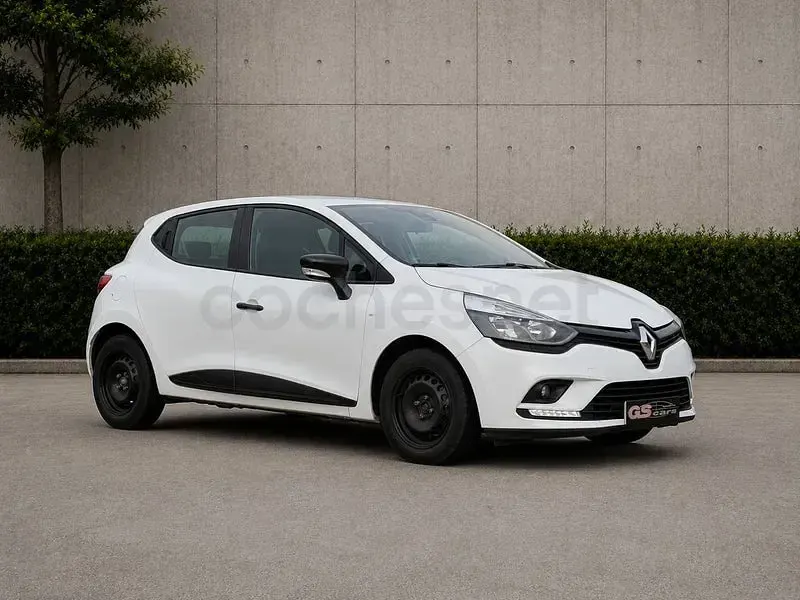 Usado Renault Clio IV Business 75 CV (55 kW) 2019 Blanco Berlina