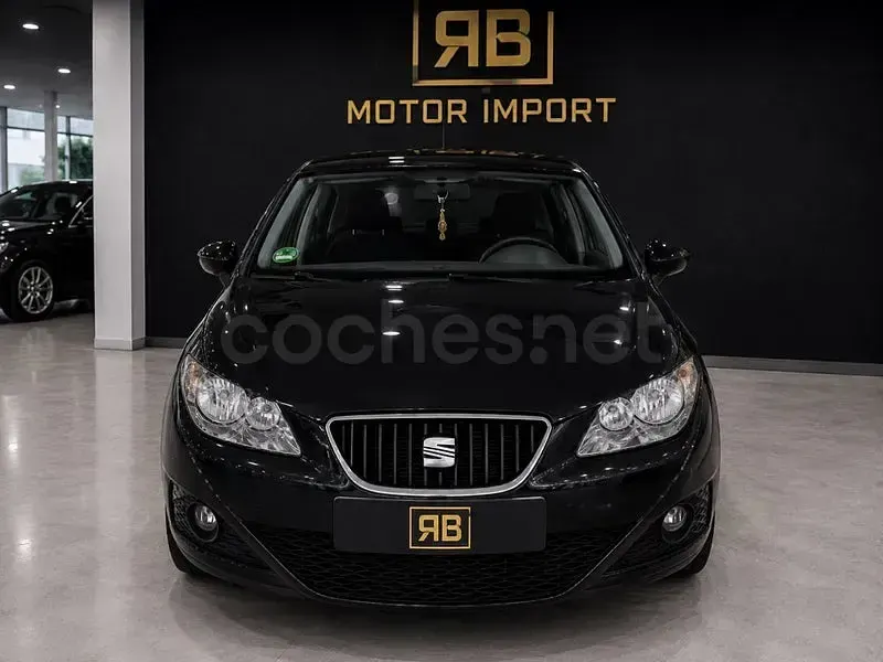 Usado Seat Ibiza Style 105 CV (77 kW) 2011 Negro Berlina