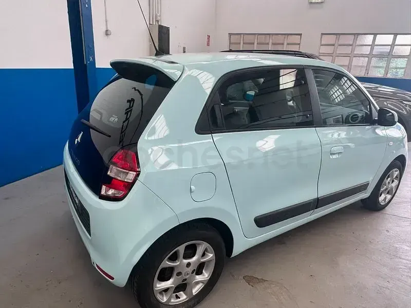 Usado Renault Twingo Intens 70 CV (51 kW) 2015 Azul Utilitario