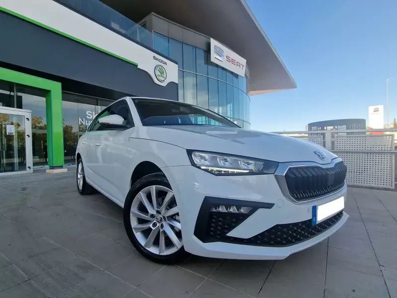 Usado Skoda Scala Selection 115 CV (84 kW) 2024 Utilitario