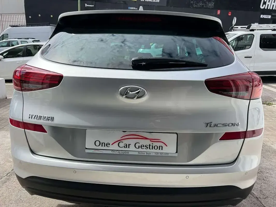 Usado Hyundai Tucson 177 CV (130 kW) 2019 Gris SUV