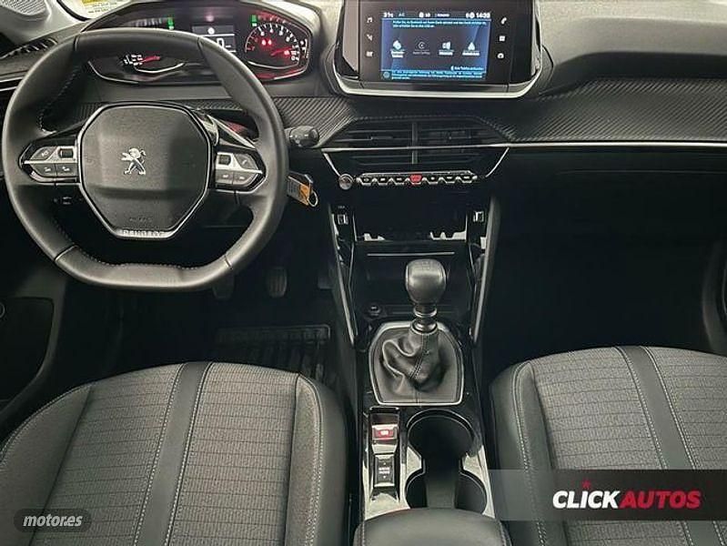 Usado Peugeot 208 Allure 100 CV (73 kW) 2022 Amarillo Utilitario