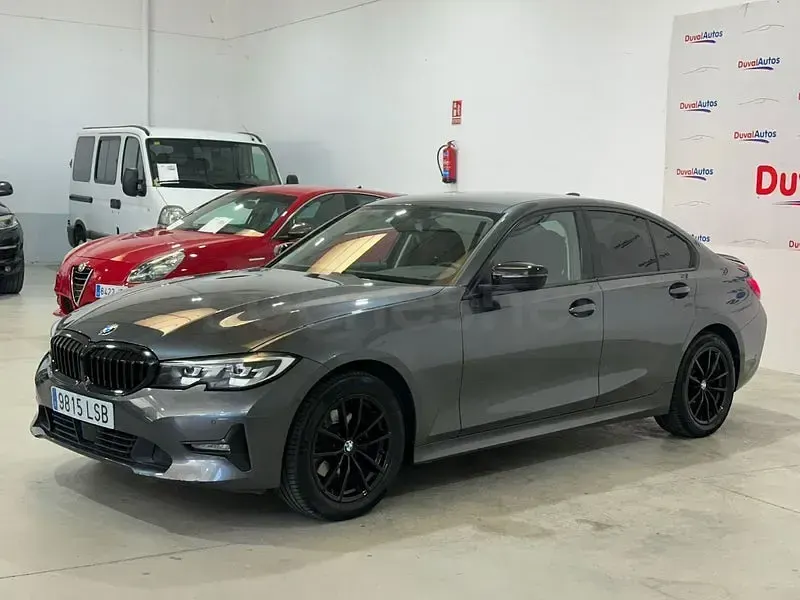 Usado BMW 320 190 CV (139 kW) 2021 Gris / plata Berlina