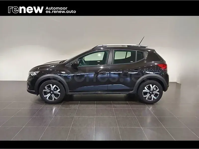 Usado Dacia Sandero Comfort 101 CV (74 kW) 2022 Negro Berlina