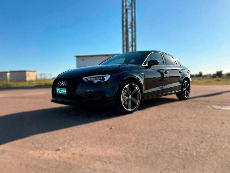 Usado Audi A3 S-Line 110 CV (80 kW) 2018 Negro Berlina