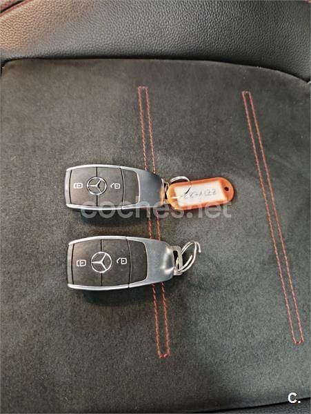 Gris / plata Usado 2022 Mercedes A250 Berlina | 29.000 € (Precio justo) - Imagen 1/4