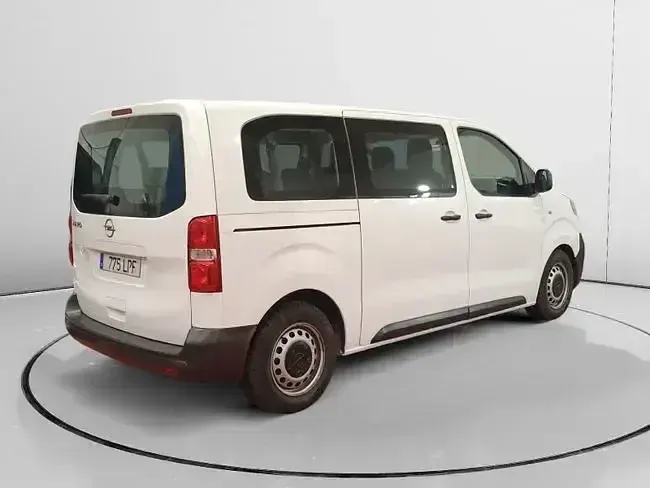 Usado Opel Vivaro-e Combi 120 CV (88 kW) 2021 Blanco Monovolumen