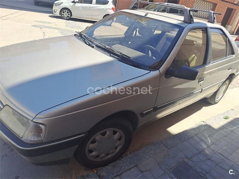 Usado Peugeot 405 110 CV (80 kW) 1991 Beige Berlina