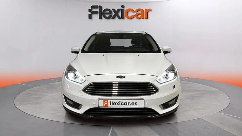 Usado Ford Focus 125 CV (91 kW) 2016 Blanco Berlina