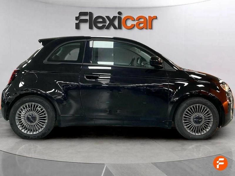 Usado Fiat 500e Icon 69 kW (95 CV) 2022 Negro Utilitario