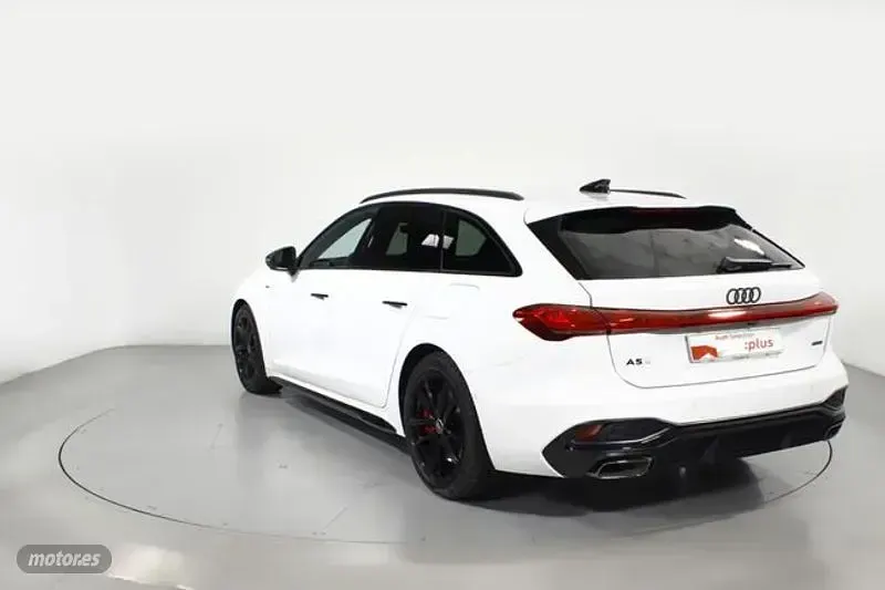 Nuevo Audi A5 Basis 367 CV (269 kW) 2026 Blanco Familiar