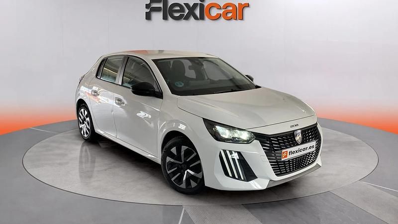 Usado Peugeot 208 Active 102 CV (75 kW) 2024 Blanco Utilitario