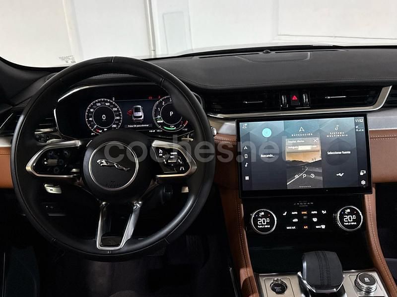 Usado Jaguar F-Pace R-Dynamic 204 CV (150 kW) 2024 Negro SUV