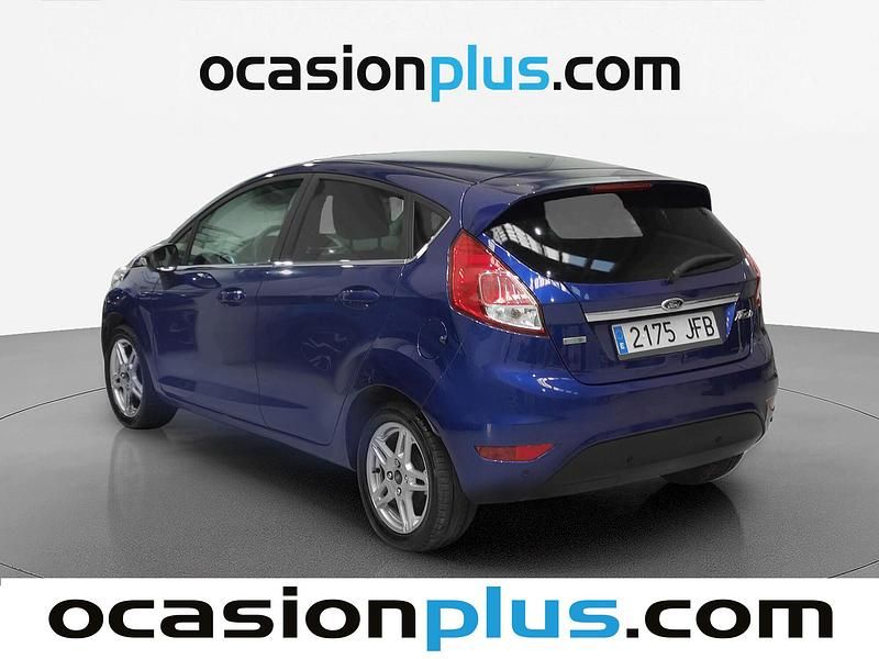 Usado Ford Fiesta Titanium 101 CV (74 kW) 2015 Azul Utilitario