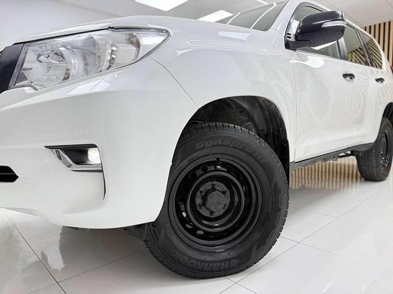 Usado Toyota Land Cruiser 177 CV (130 kW) 2020 Blanco SUV