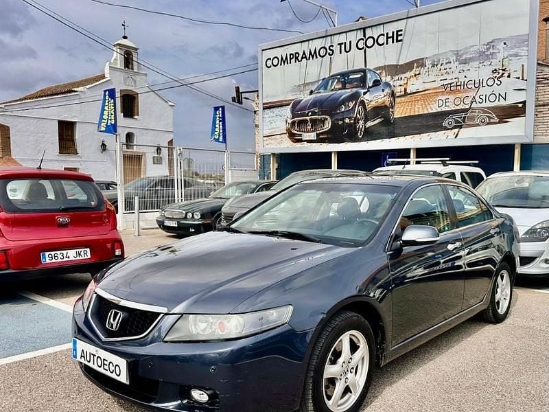 Usado Honda Accord Comfort 155 CV (114 kW) 2003 Gris / plata Berlina