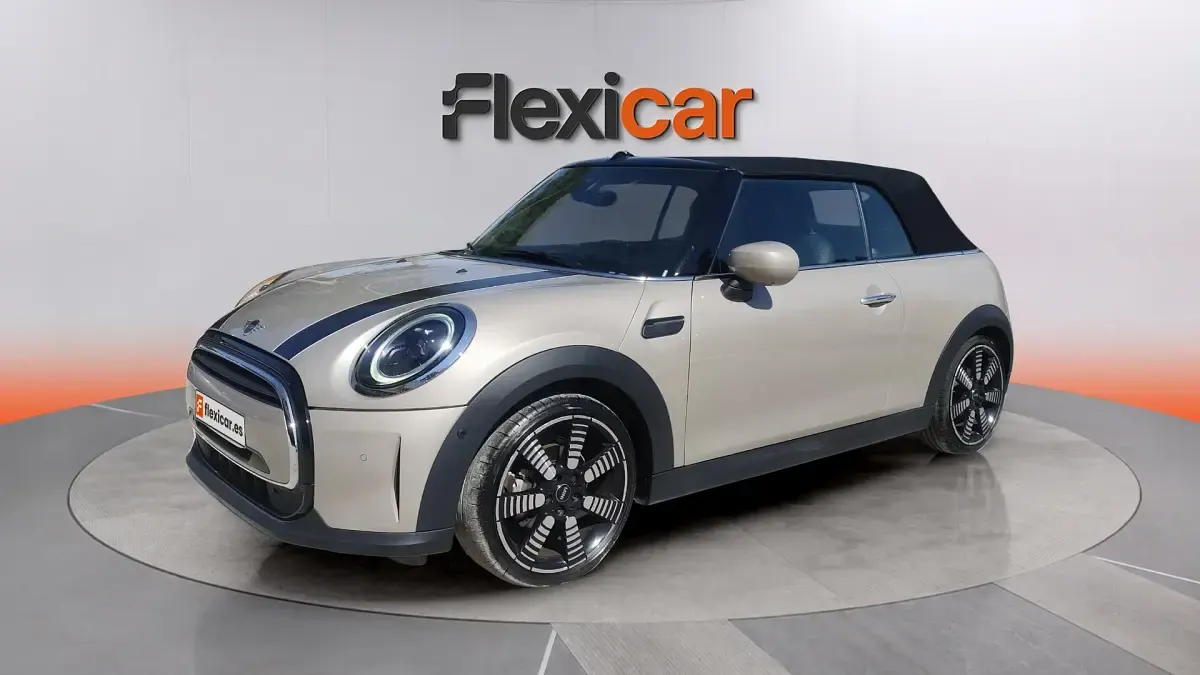 Usado Mini Cooper Cabriolet 136 CV (100 kW) 2023 Gris Descapotable