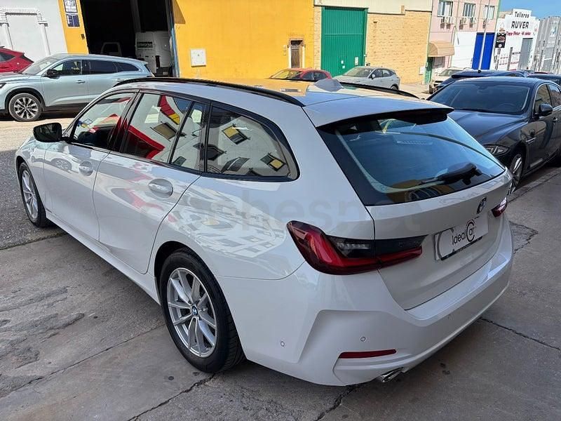 Usado BMW 318 150 CV (110 kW) 2025 Blanco Familiar