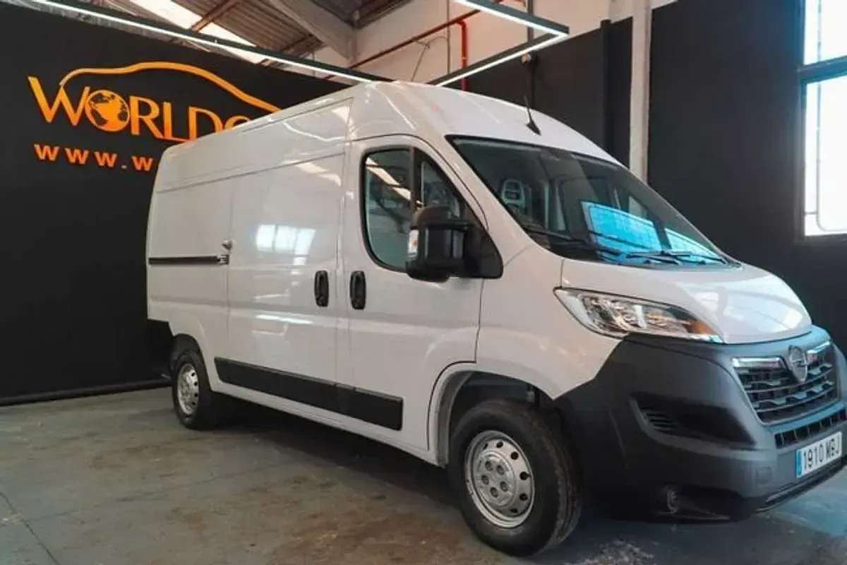Usado Opel Movano 120 CV (88 kW) 2023 Blanco Van