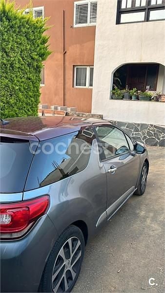 Usado Citroën DS3 Style 92 CV (67 kW) 2014 Gris / plata Berlina