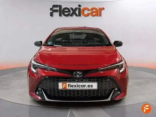 Używany Toyota Corolla Sport 196 KM (144 kW) 2024 Czerwony