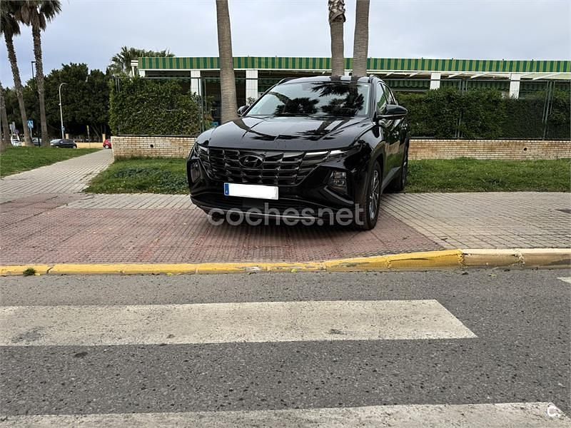 Usado Hyundai Tucson 136 CV (100 kW) 2022 Negro SUV
