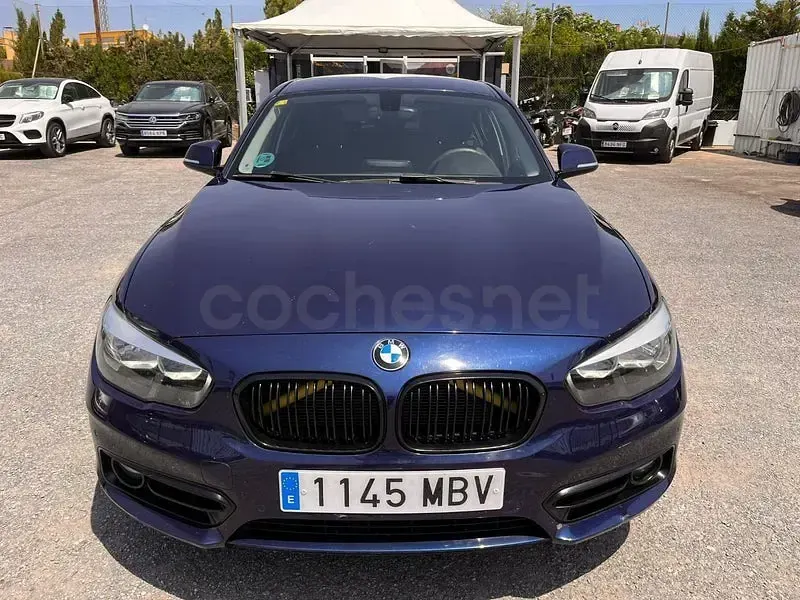 Usado BMW 120 190 CV (139 kW) 2017 Azul Utilitario