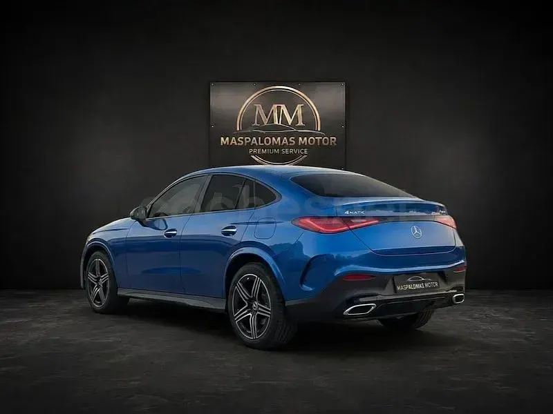Usado Mercedes GLC300de 333 CV (244 kW) 2025 Azul Coupe