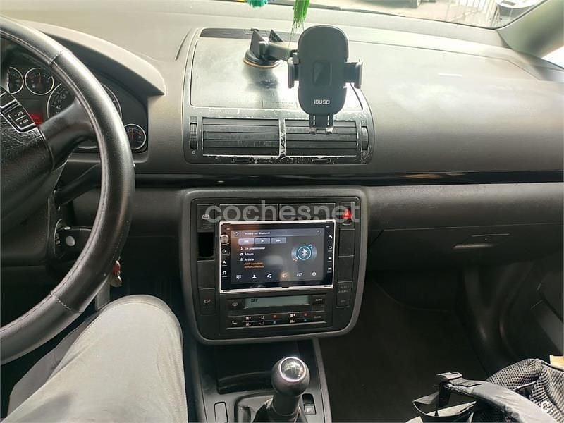 Usado VW Sharan Highline 140 CV (102 kW) 2007 Negro Monovolumen