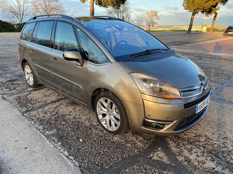 Usado Citroën Grand C4 Picasso Exclusive 110 CV (80 kW) 2009 Beige Monovolumen