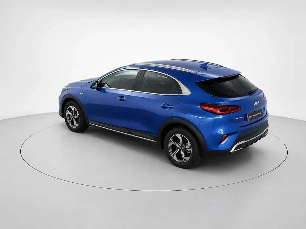 Usado Kia XCeed 101 CV (74 kW) 2025 Azul SUV