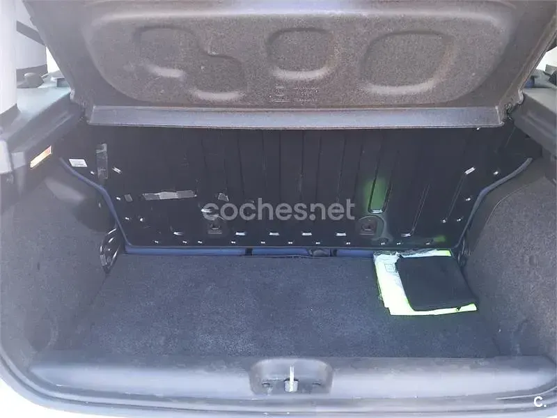 Usado Fiat Panda Lounge 69 CV (50 kW) 2014 Blanco Utilitario