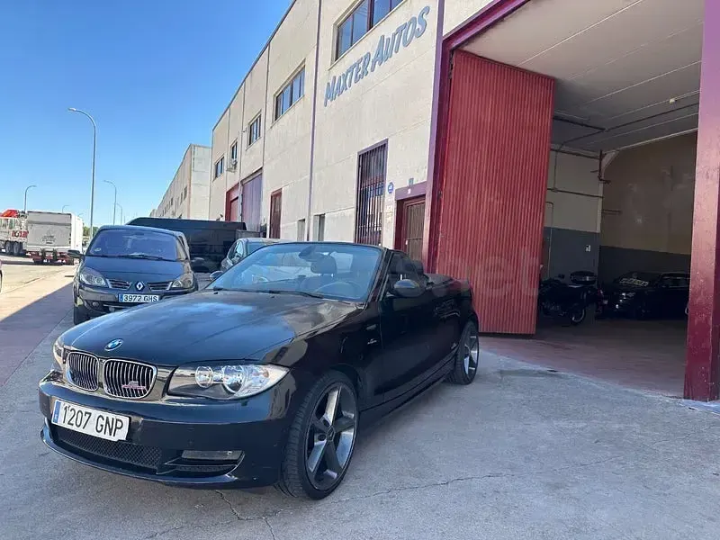 Usado BMW 120 Coupé 170 CV (125 kW) 2009 Negro Coupe