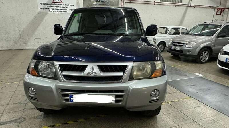 Azul Usado 2005 Mitsubishi Montero SUV | 9100 € (Super precio) - Imagen 1/4