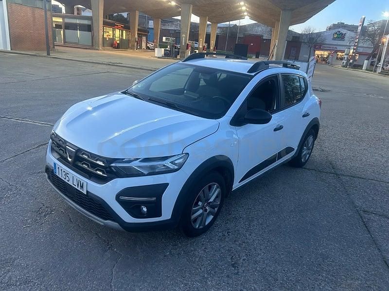 Usado Dacia Sandero Essentiel 100 CV (73 kW) 2021 Blanco Berlina