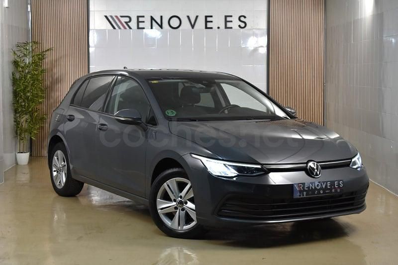 Usado VW Golf VII Life 150 CV (110 kW) 2021 Gris Utilitario